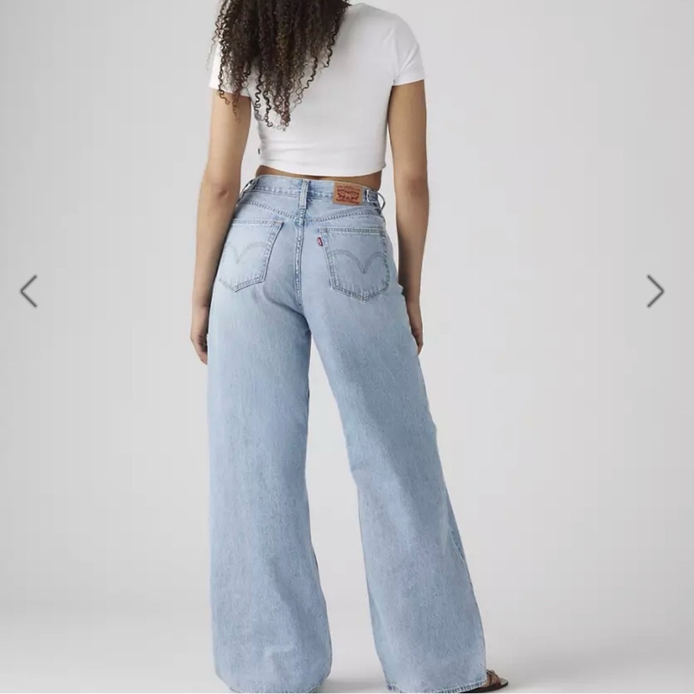 Levi’s Cinch Baggy Jeans